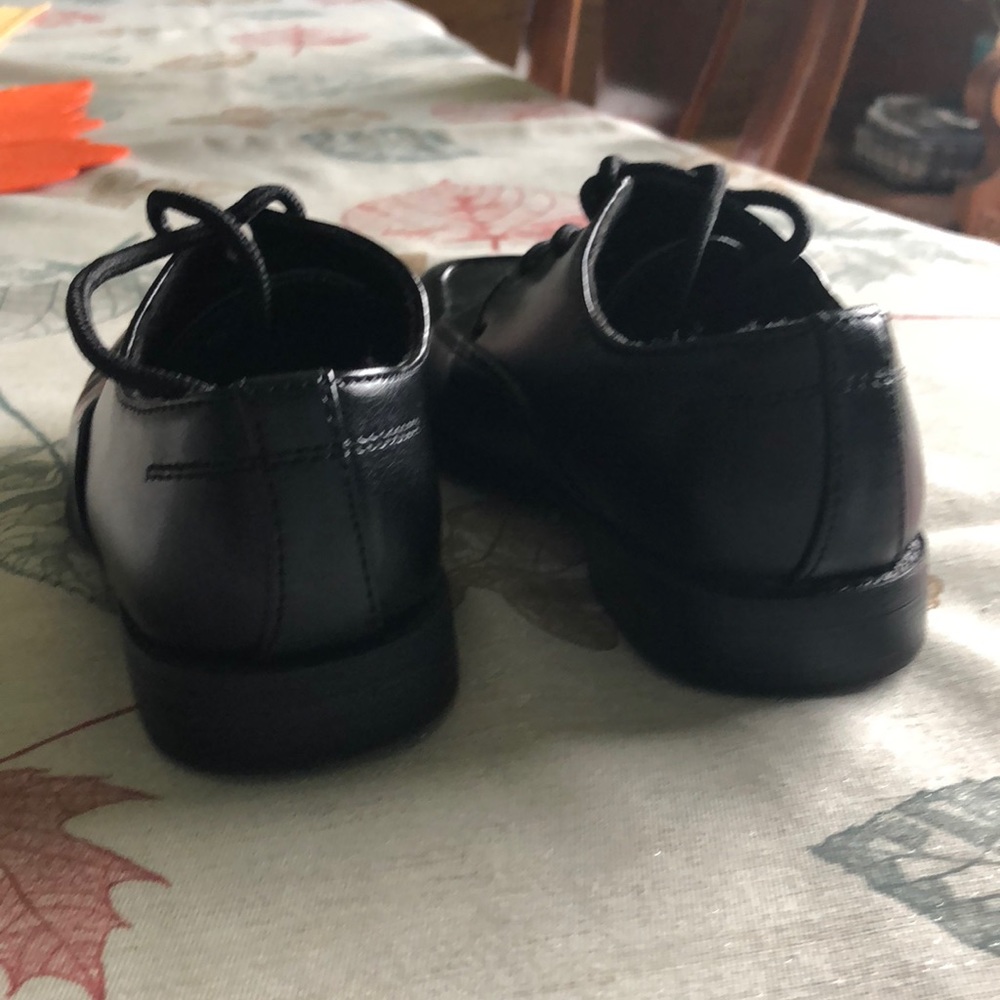 Boys dress shoes - Picture 3 of 4